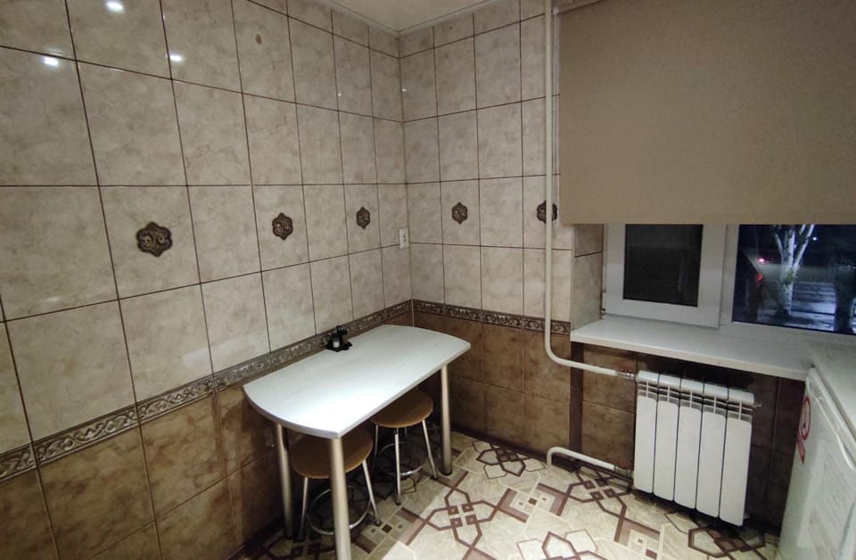 Kitchen or kitchenette, Food and drinks, Other