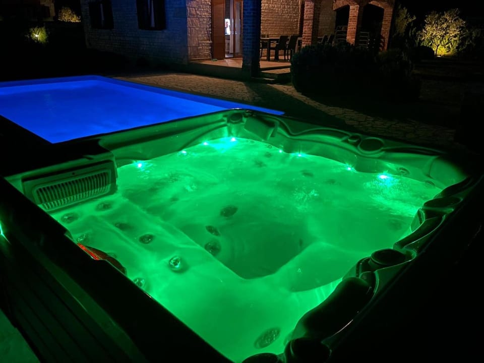 Night, Hot Tub, Pool view