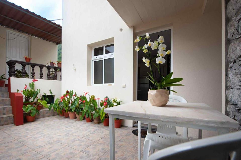 Patio, Seating area, Dining area