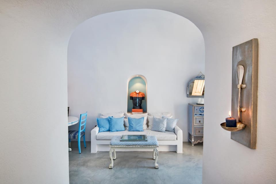 Living room, Decorative detail, Seating area