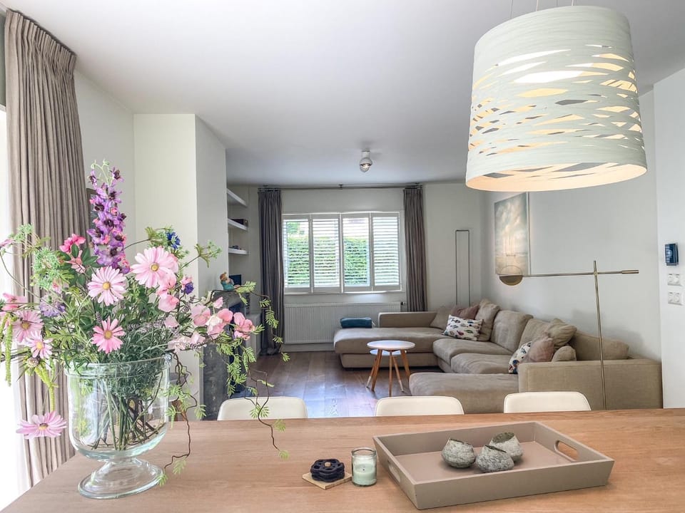 Eikenlaan 8 OK10 House in Oostkapelle