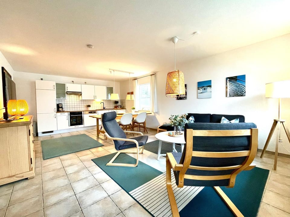 Kitchen or kitchenette, Living room, Dining area