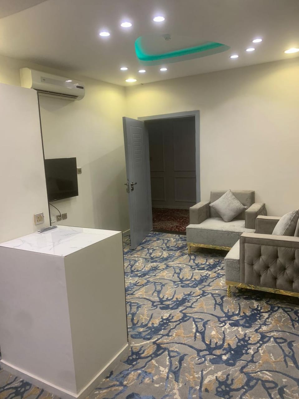 Seating area