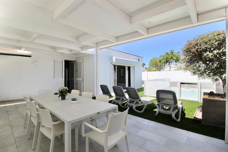 Casa Maspalomas private pool, Bbq and private parking Chalet in Maspalomas