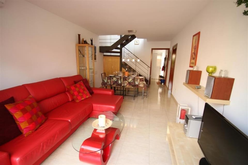 Communal lounge/ TV room, Living room