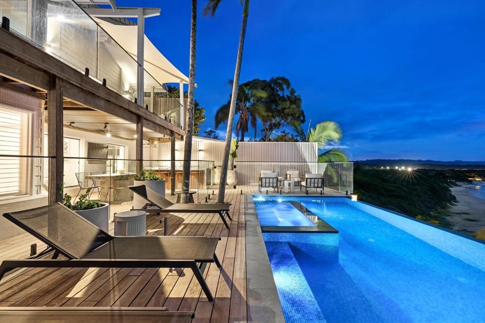 Sway - stunning 5 BR beach house with pool House in Byron Bay