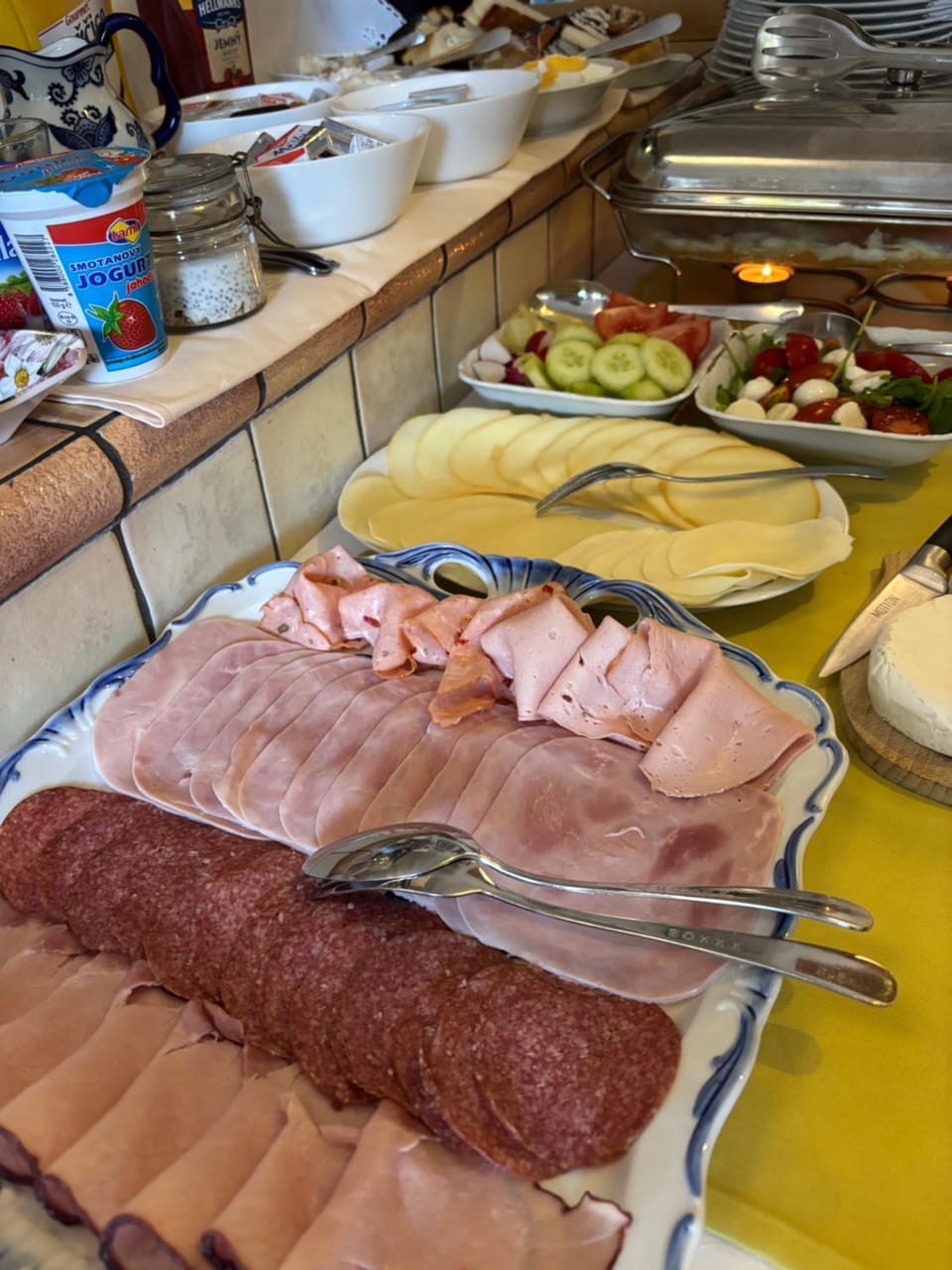Buffet breakfast