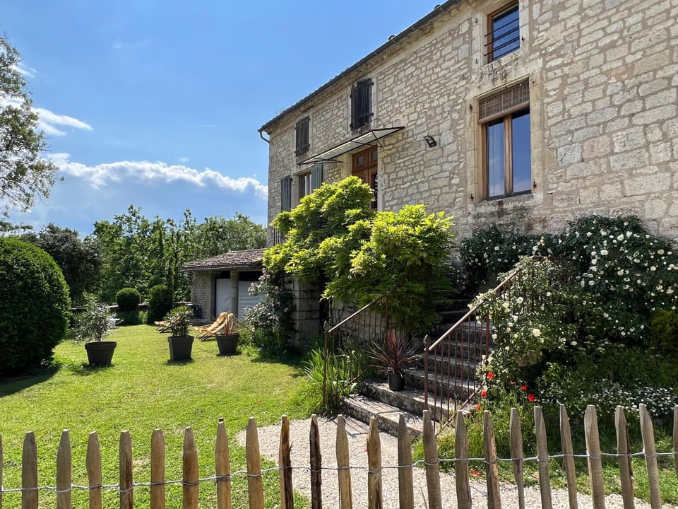 Property building, Spring, Day, Garden