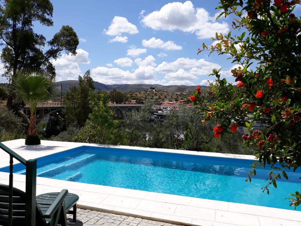 Swimming pool, Swimming pool