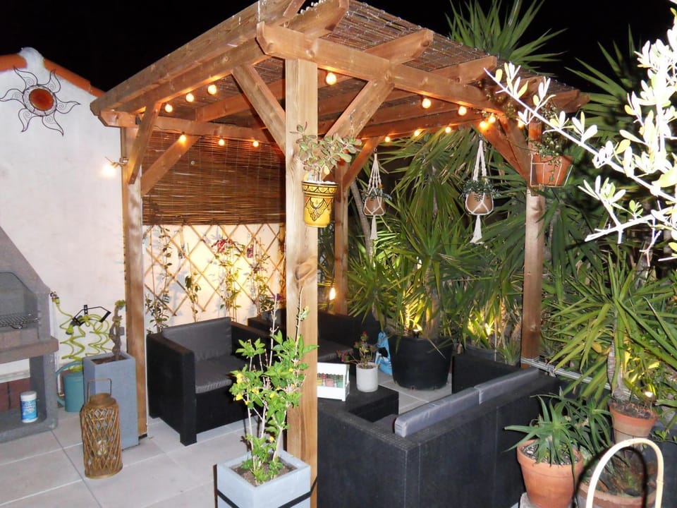 Patio, Garden