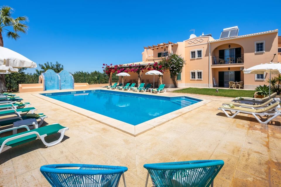 Garden, Swimming pool