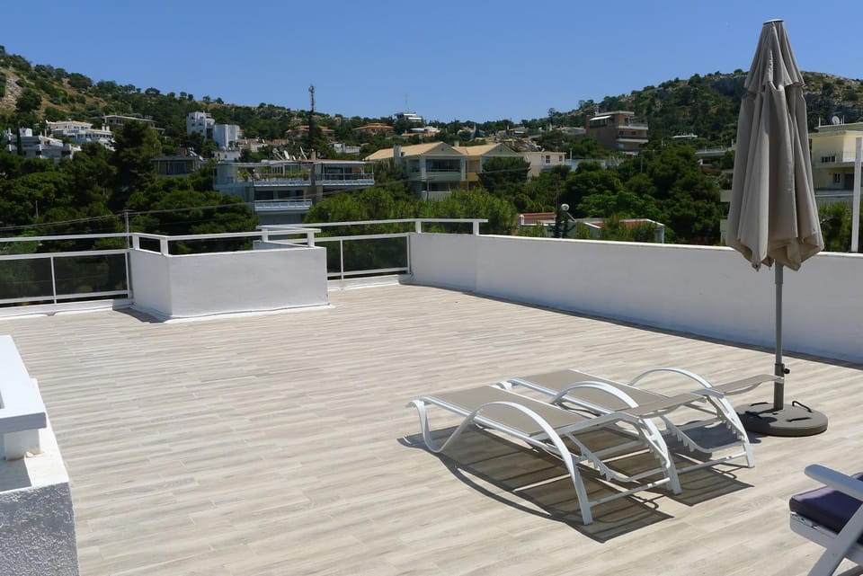 Athens Riviera Loft Apartment in Vouliagmeni