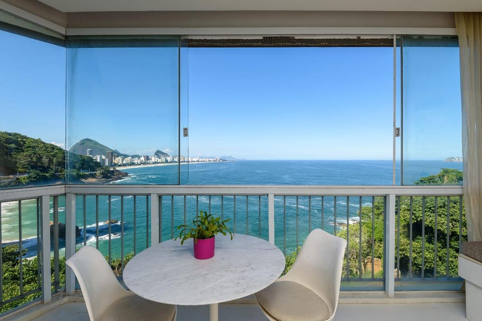 Apartment with Sea View in Vidigal | V 90/102 Apartment in Rio de Janeiro