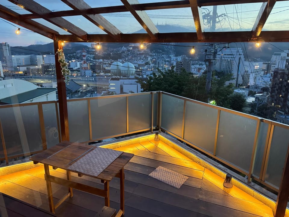 Inasa Night View Terrace - 世界新三大夜景を楽しむ一棟貸切宿 House in Japan