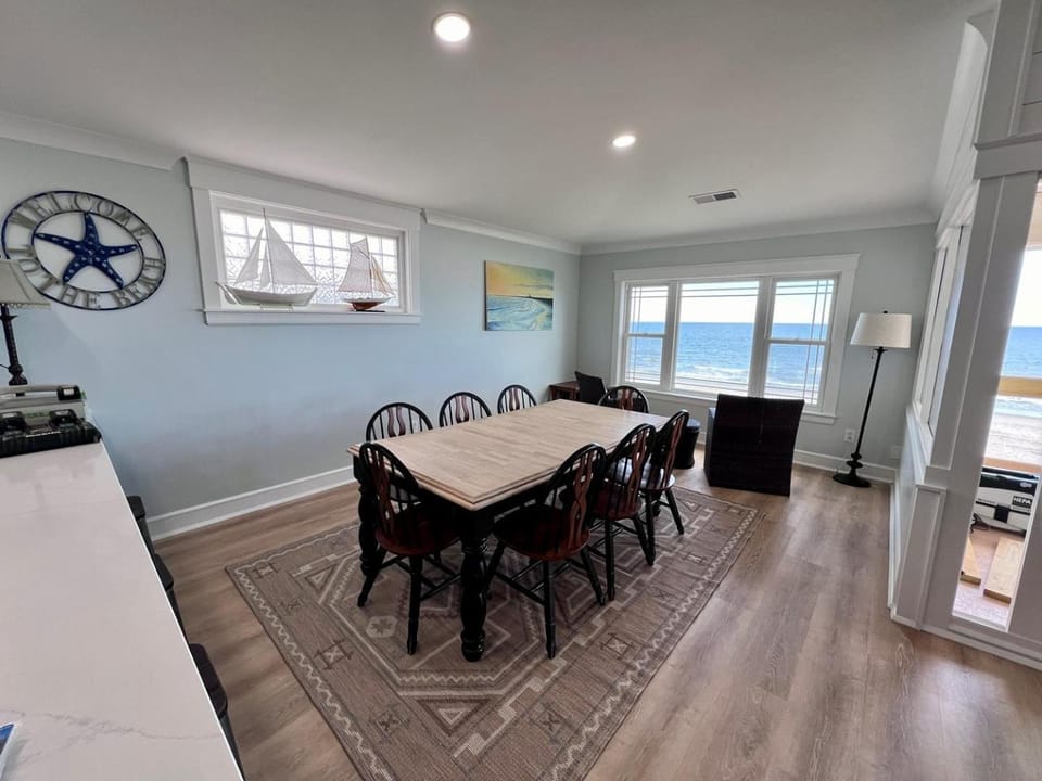 Boston Commons Penthouse Condo Apartment in Surfside Beach