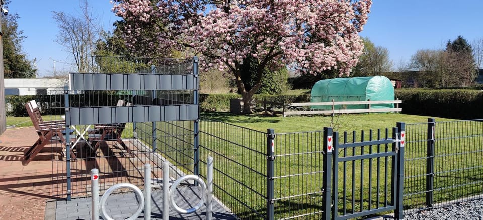 Garden, Garden view
