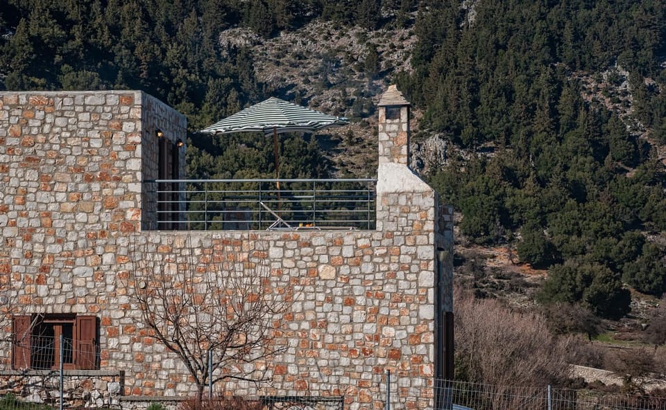 Balcony/Terrace, Mountain view