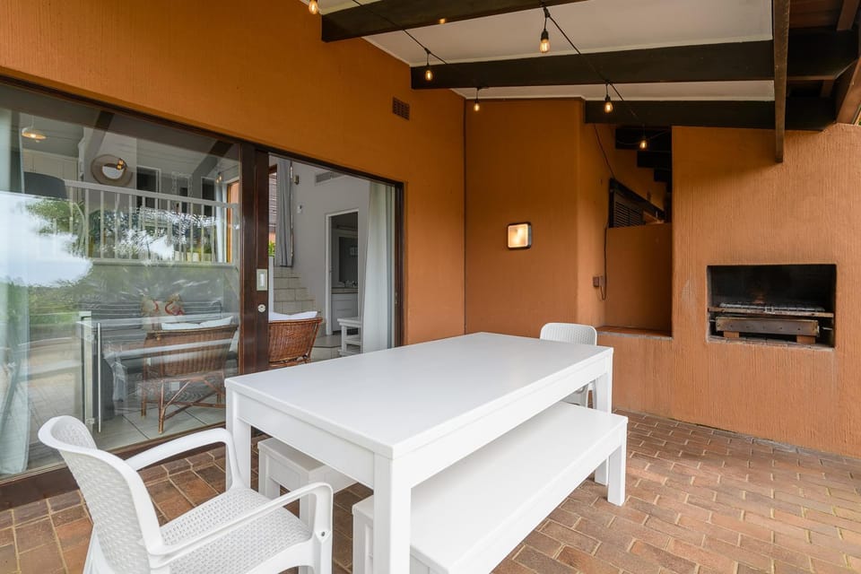 BBQ facilities, Seating area