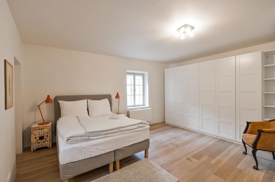 18th CENTURY BAROQUE RESIDENCE Apartment in Prague