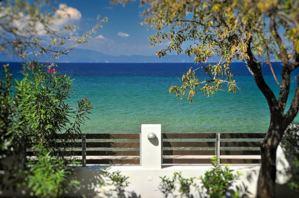 Balconies on Sea - The Garden Apt House in Thasos
