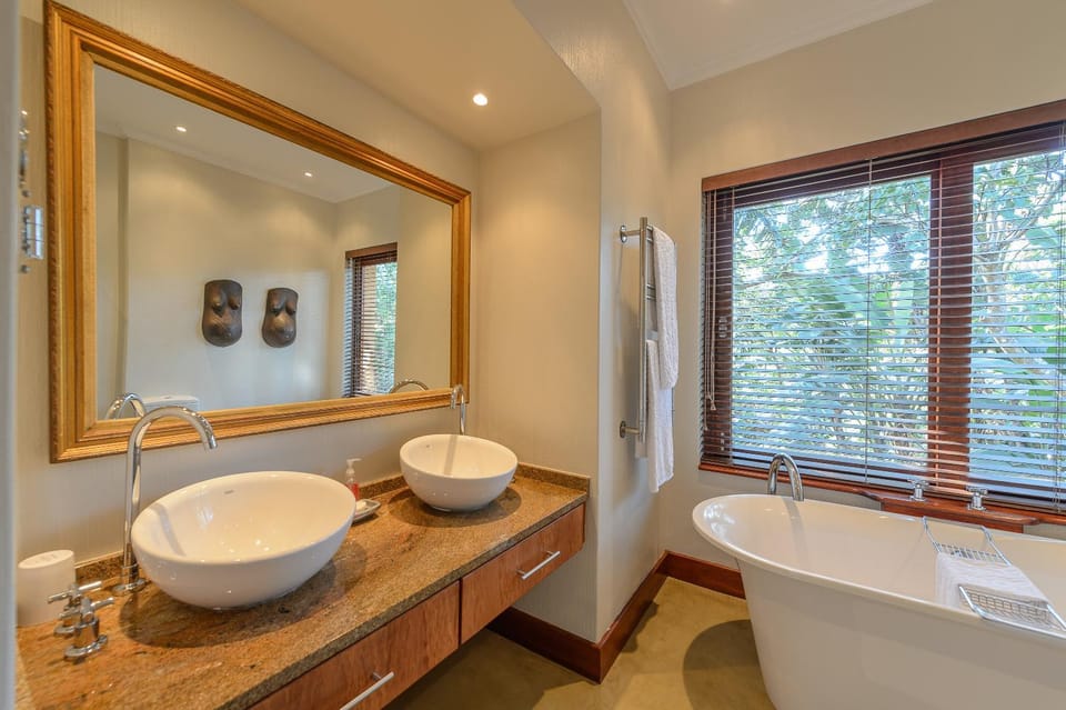 Bathroom, Bath