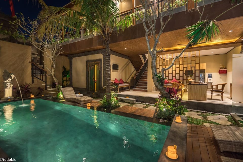 Pool view, Swimming pool