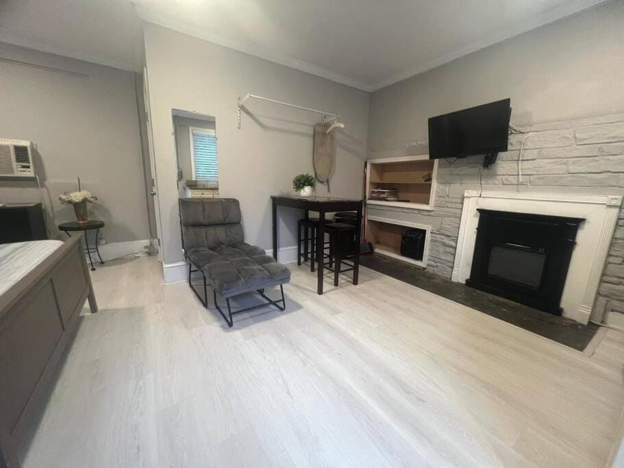 Executive Studio - Walk to Emory & CDC House in Druid Hills