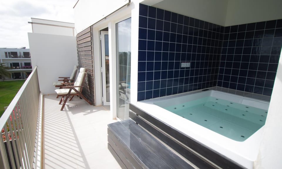 Open Air Bath