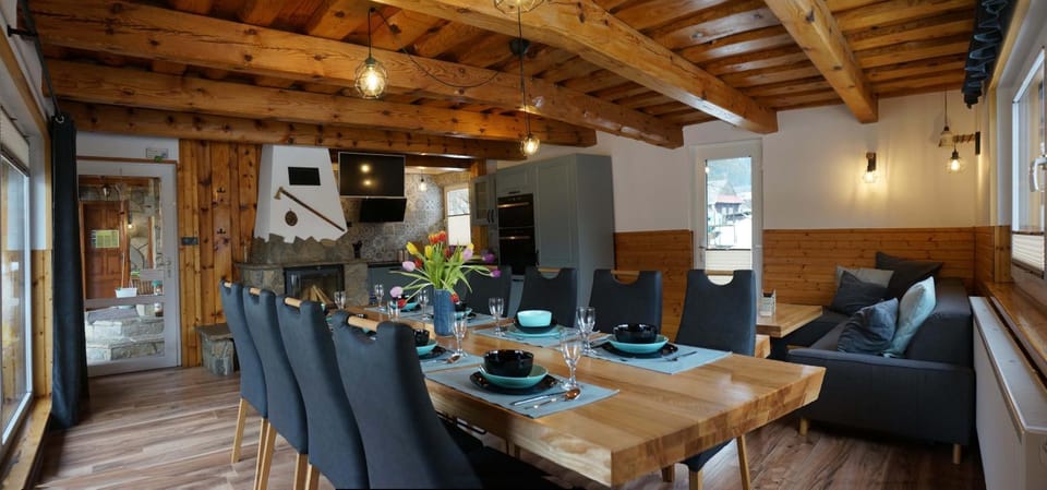 Communal lounge/ TV room, TV and multimedia, Dining area, Communal kitchen