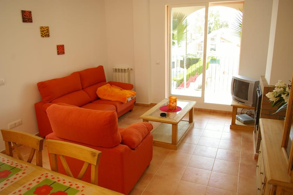 Living room, Photo of the whole room, Dining area