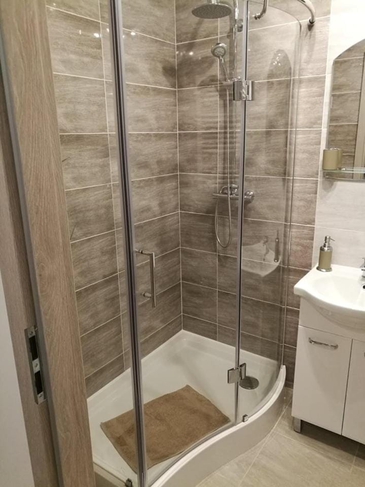 Property building, Bathroom