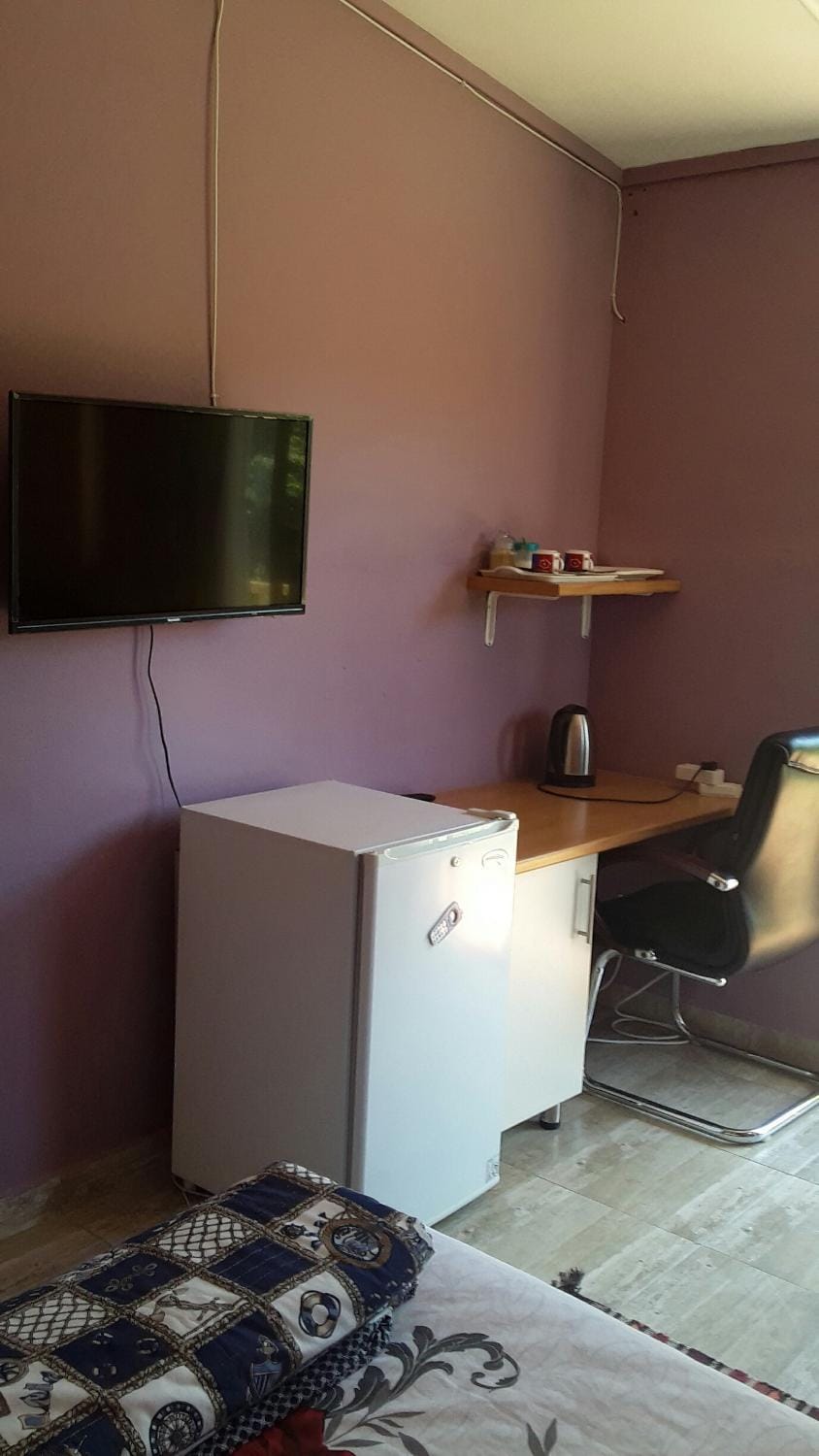Bedroom, hair dresser