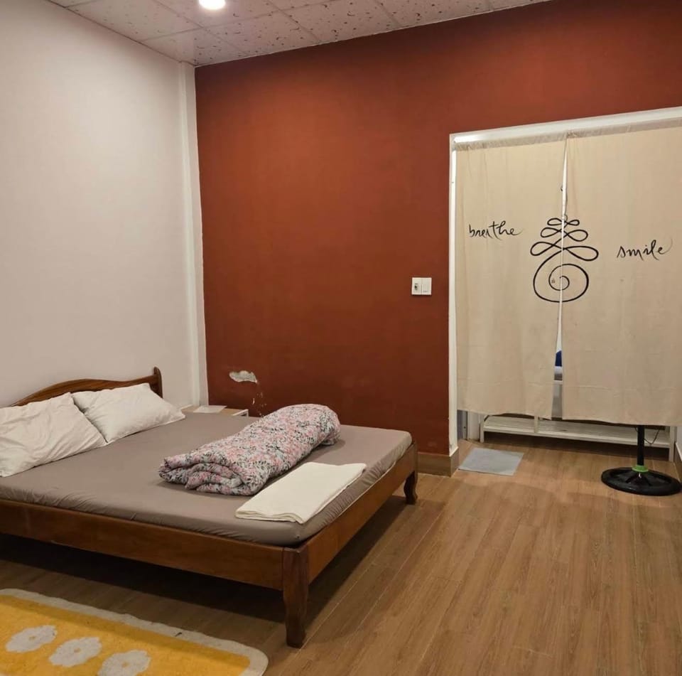 Homestay 21& Sweet Yoga House Bed and Breakfast in Da Nang