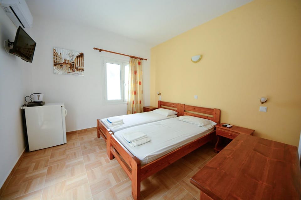 Lampis Studios Hotel in Samos, Greece