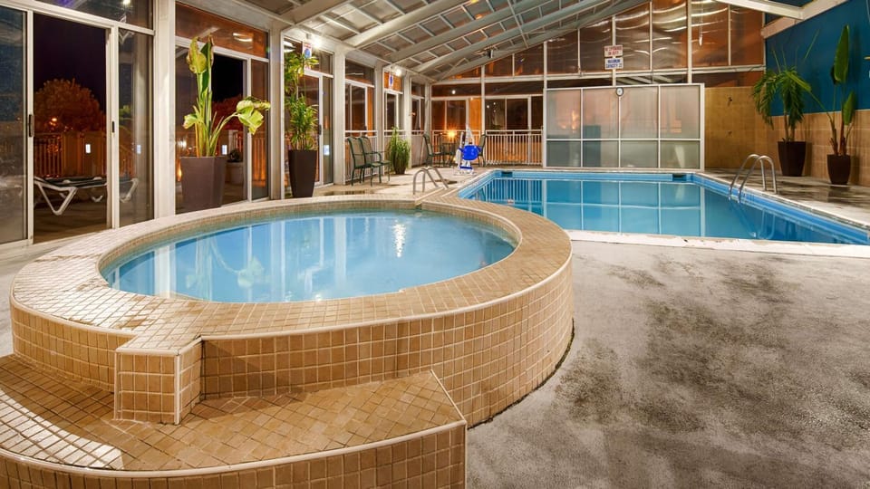 On site, Pool view, Swimming pool, Swimming pool, Swimming pool