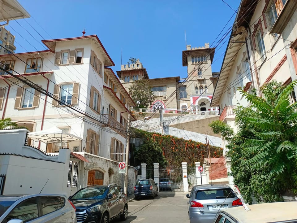 Hotel Paseo Valle Hotel in Vina del Mar