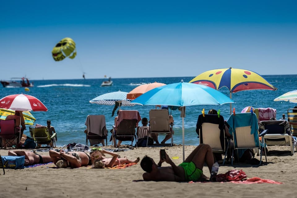 Off site, Beach
