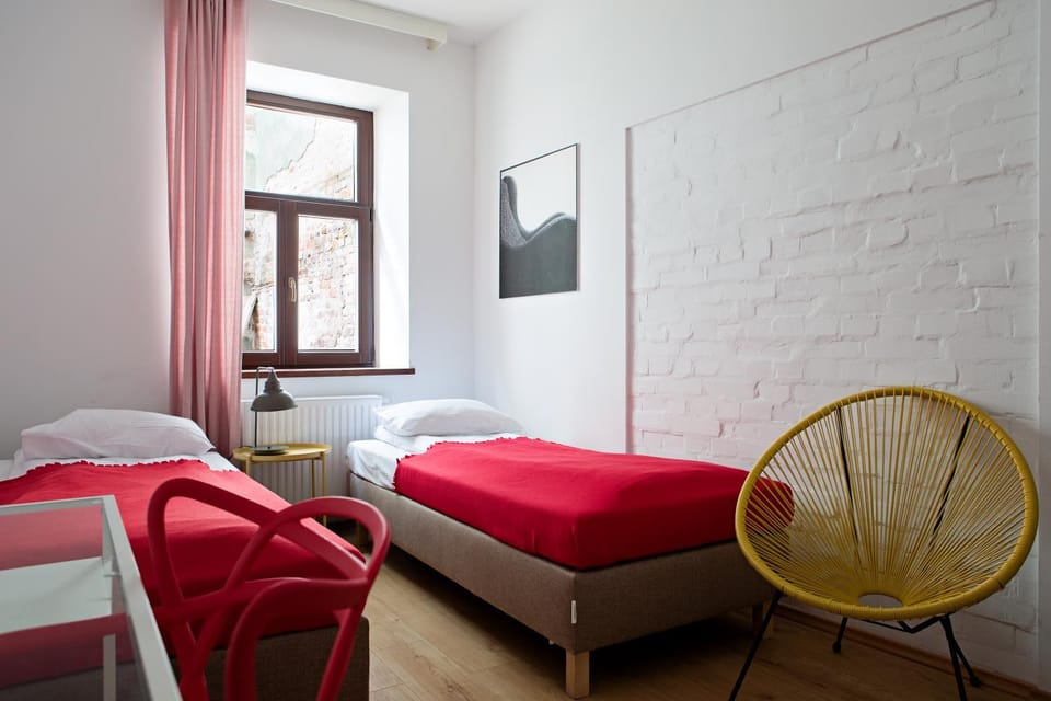 Bed, TV and multimedia, Photo of the whole room, Floor plan, Inner courtyard view, internet