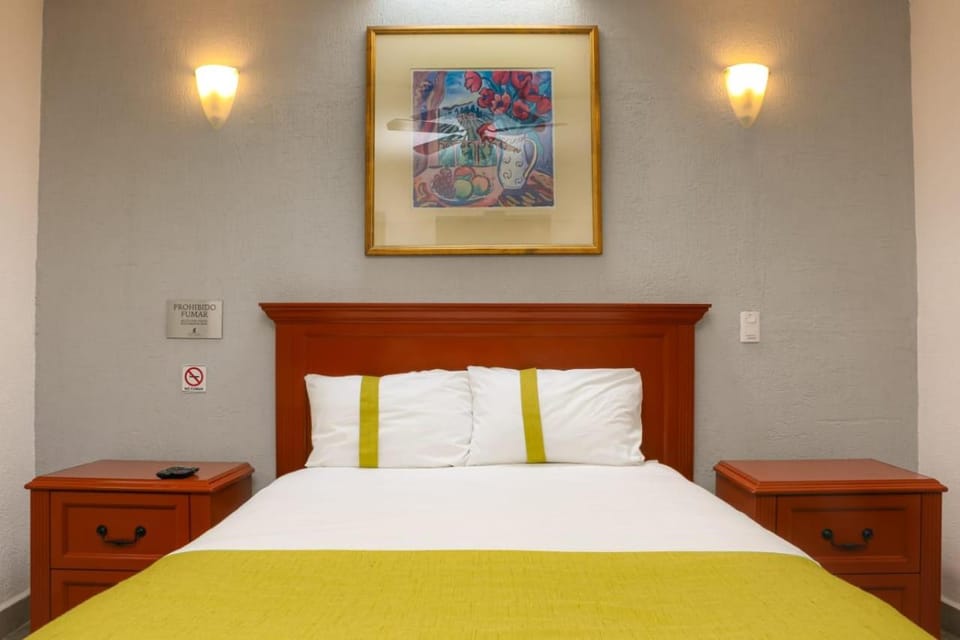 Suites Bajío Bed and Breakfast in Leon