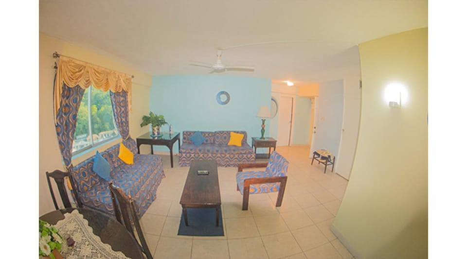 Living room, Area and facilities