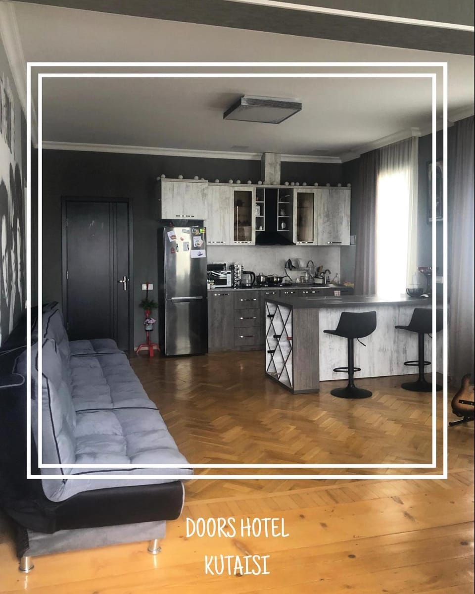 Karaoke, Meeting/conference room, Breakfast, Breakfast, kitchen, kitchen