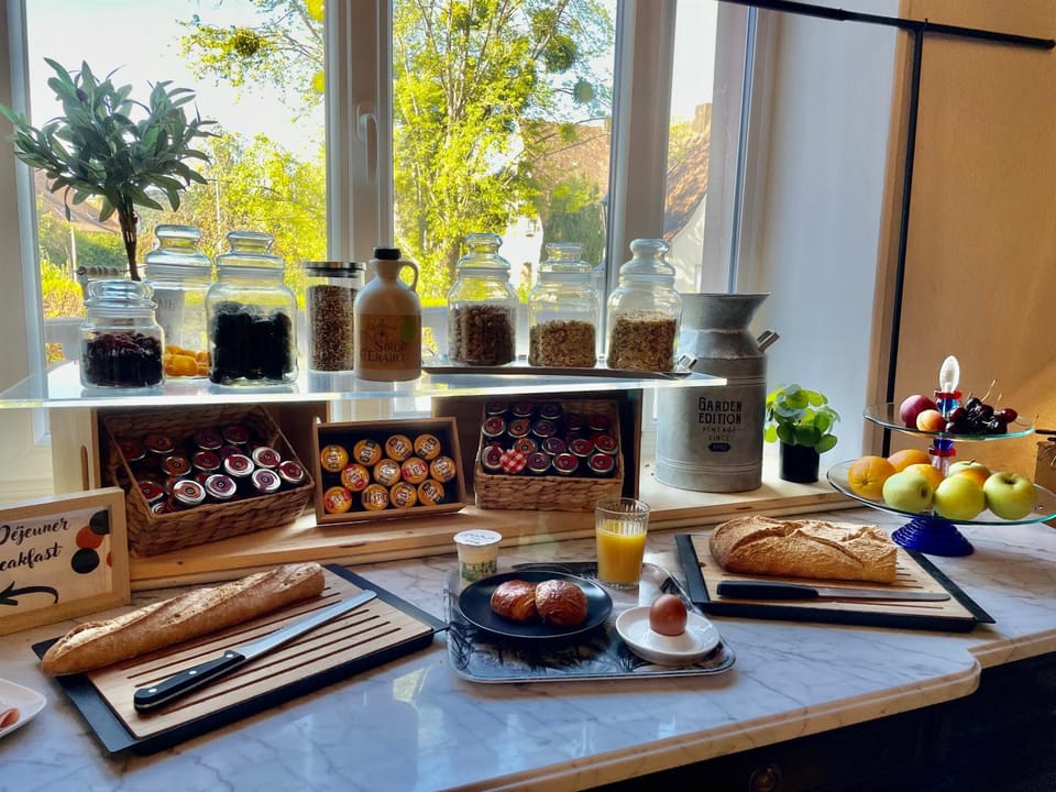 Buffet breakfast