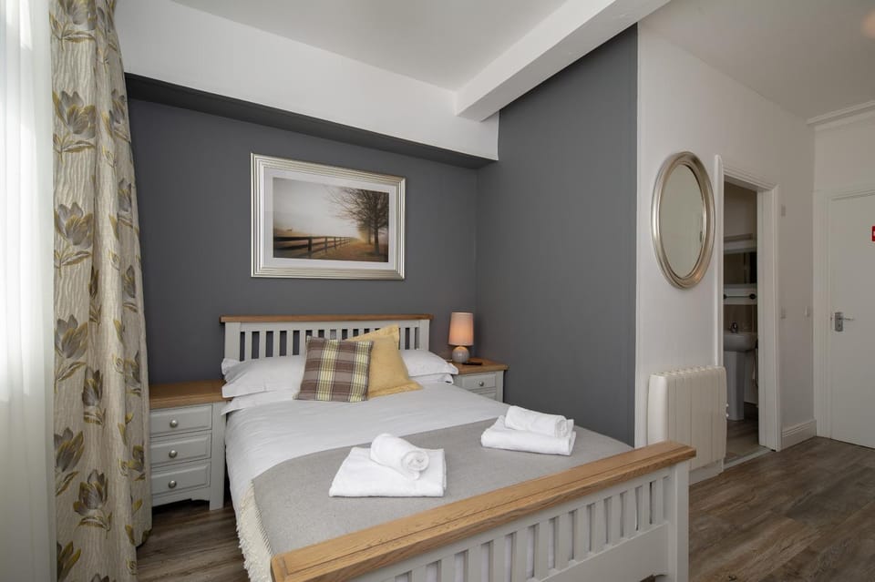 The Square townhouse Fermoy Bed and Breakfast in County Cork