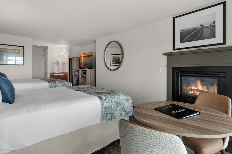 Photo of the whole room, Seating area, fireplace