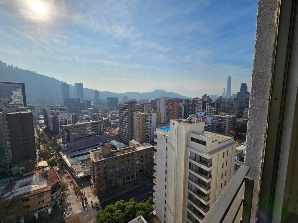 Balcony/Terrace, City view
