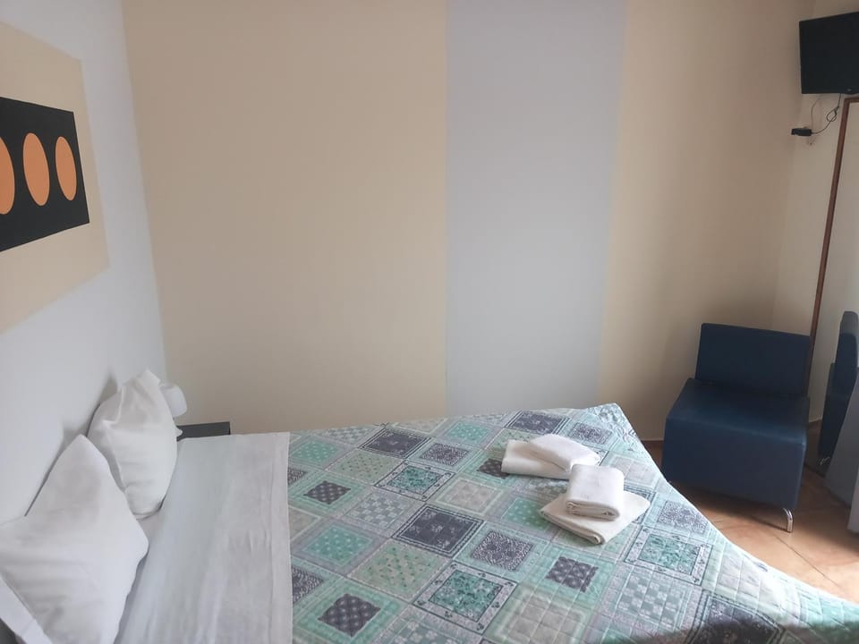 Sao Jose Guesthouse Bed and Breakfast in Ponta Delgada