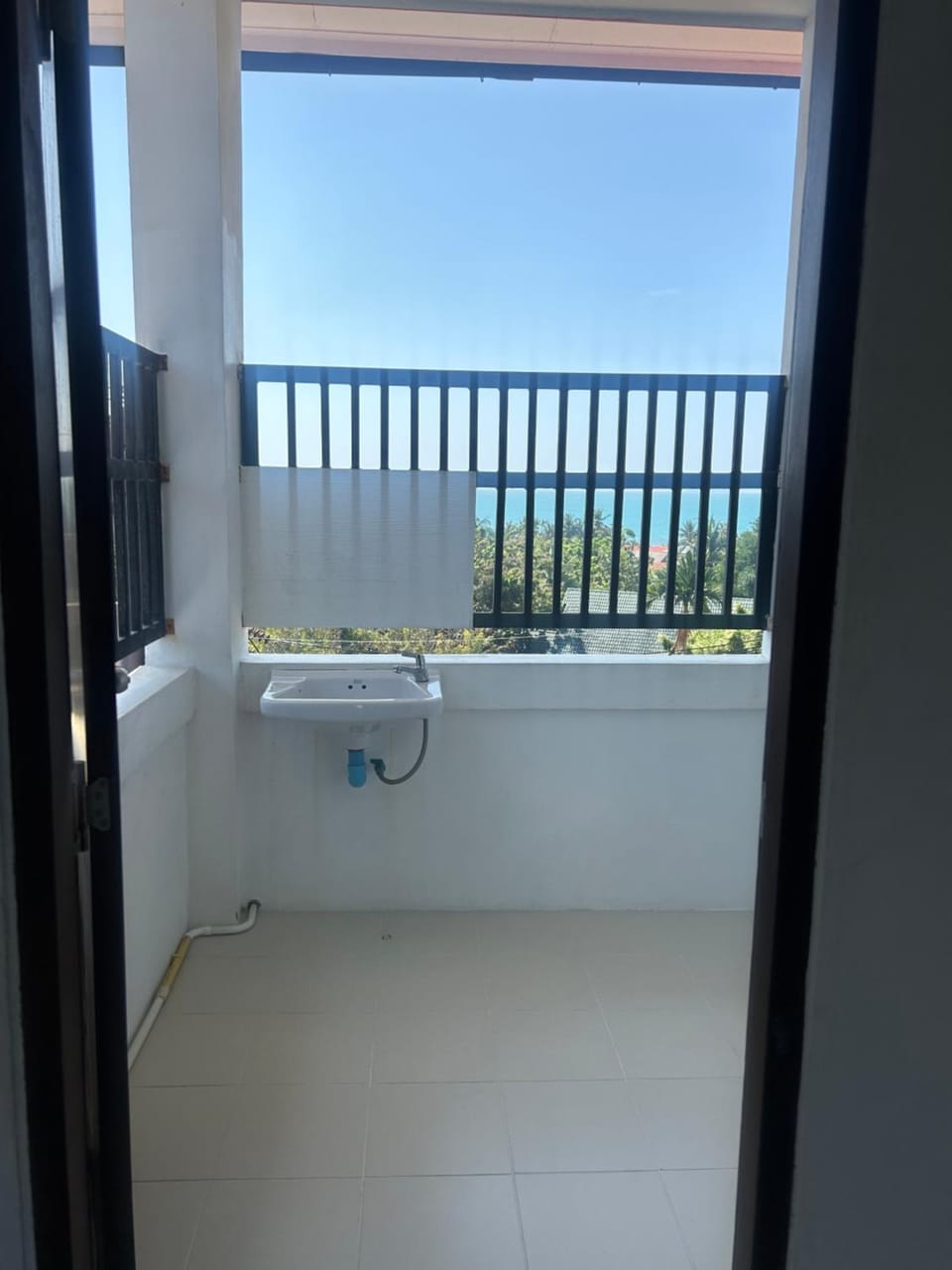 Sea Breeze Backpacker Hostel in Ban Tai