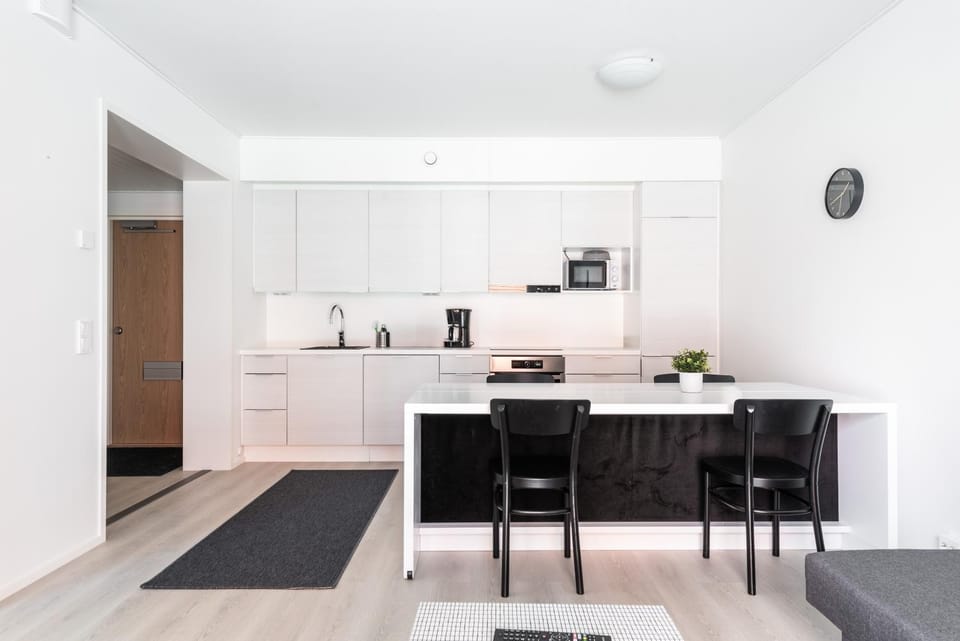 Kitchen or kitchenette, Dining area, dishwasher, oven, stove