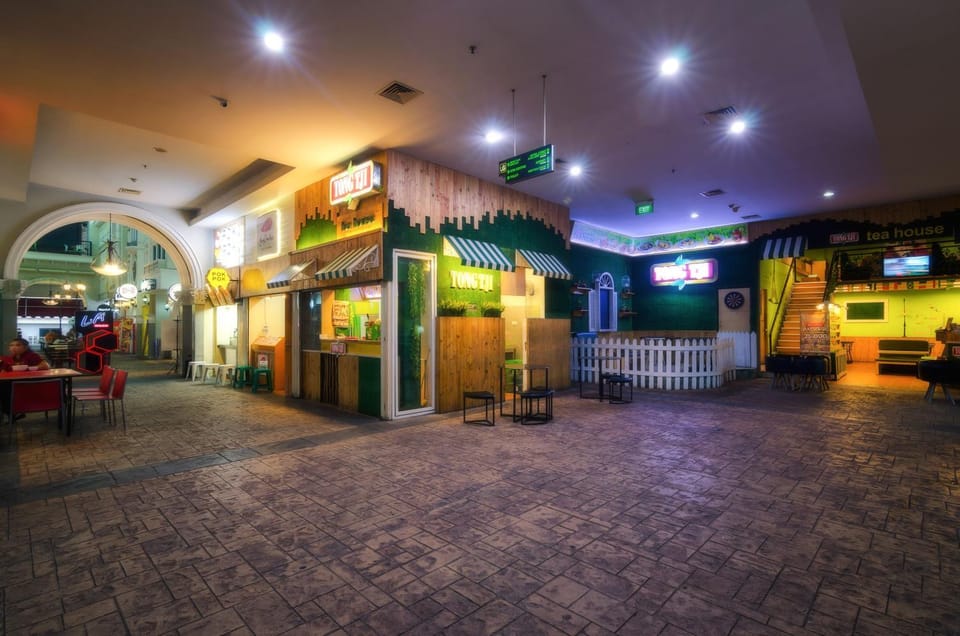 Restaurant/places to eat, Shopping Area