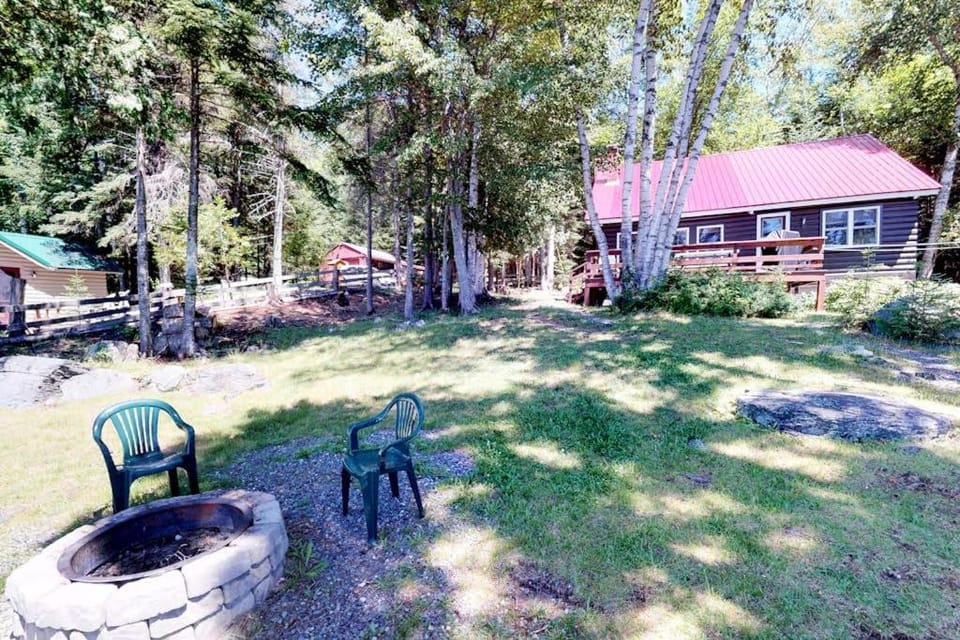 Pebble Cove House in Moosehead Lake
